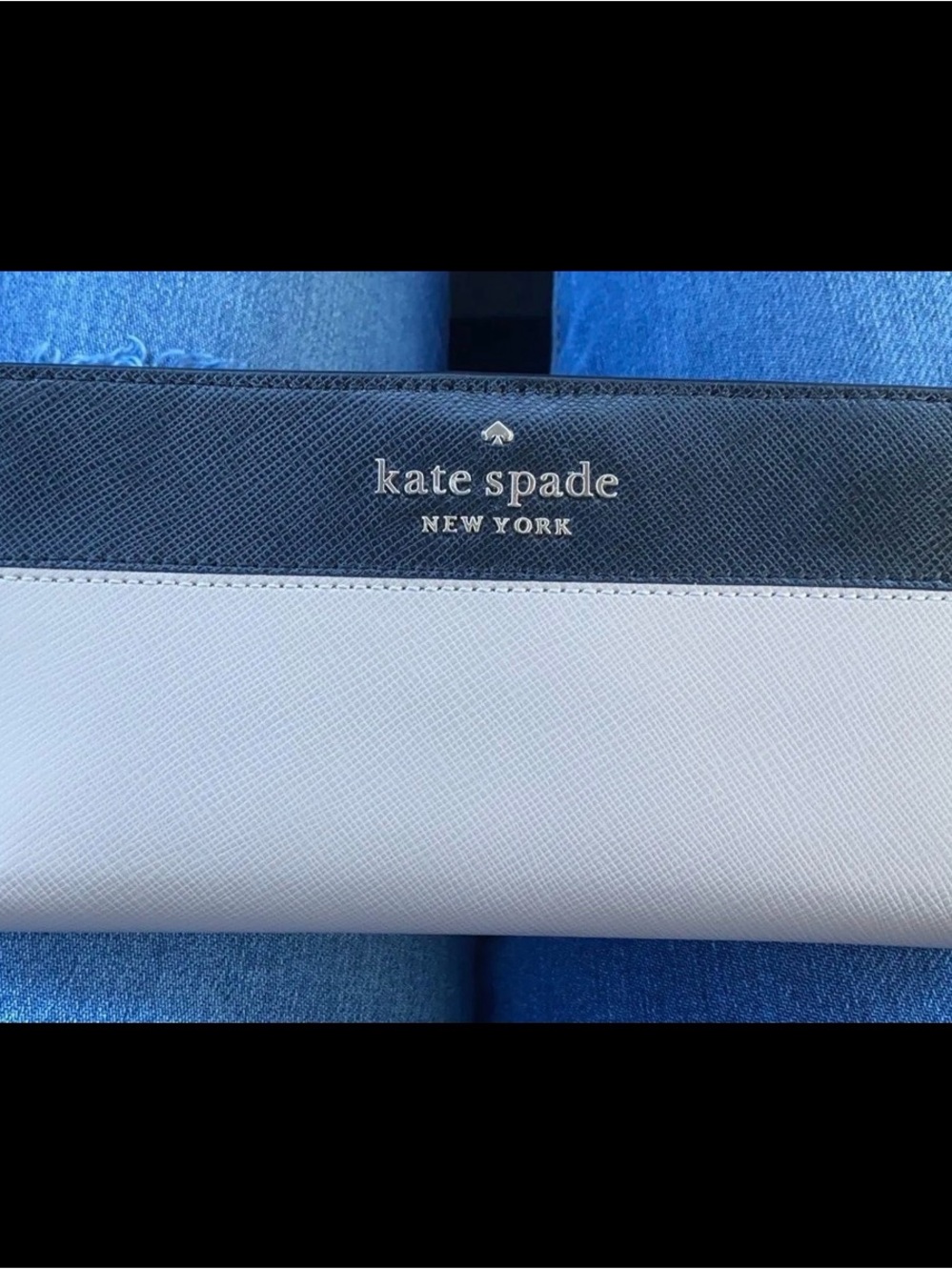 kate spade Light Gray & Black Zip-Top Saffiano Wallet